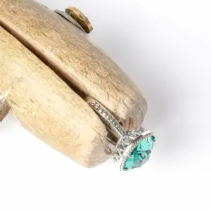 Anello castone grande - Linea Mediterranea